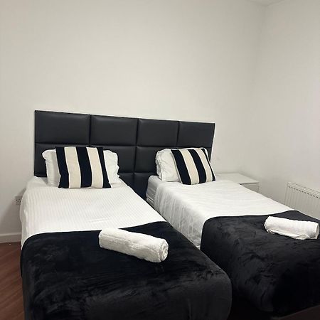 Two Bedroom House Free Parking Liverpool Exterior foto