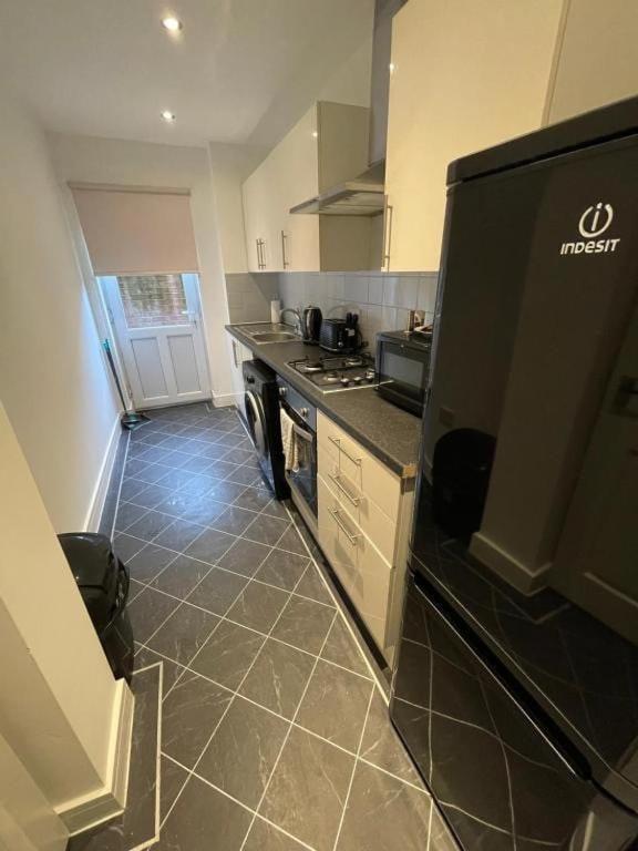 Two Bedroom House Free Parking Liverpool Exterior foto