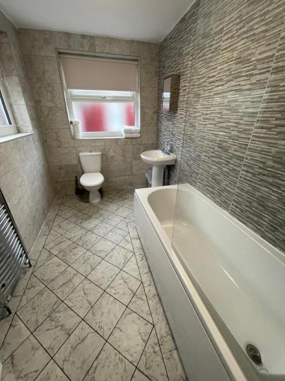 Two Bedroom House Free Parking Liverpool Exterior foto